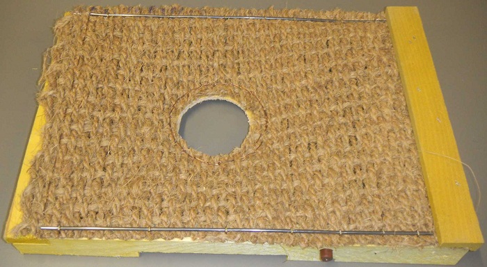 Nestmatte Kokos mit Holzrahmen 